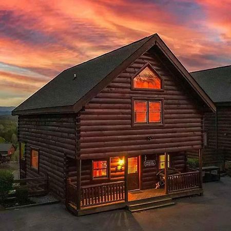 Villa New Majestic 5 Star Amazing View, Pool, Hot Tub! Pigeon Forge Exterior foto